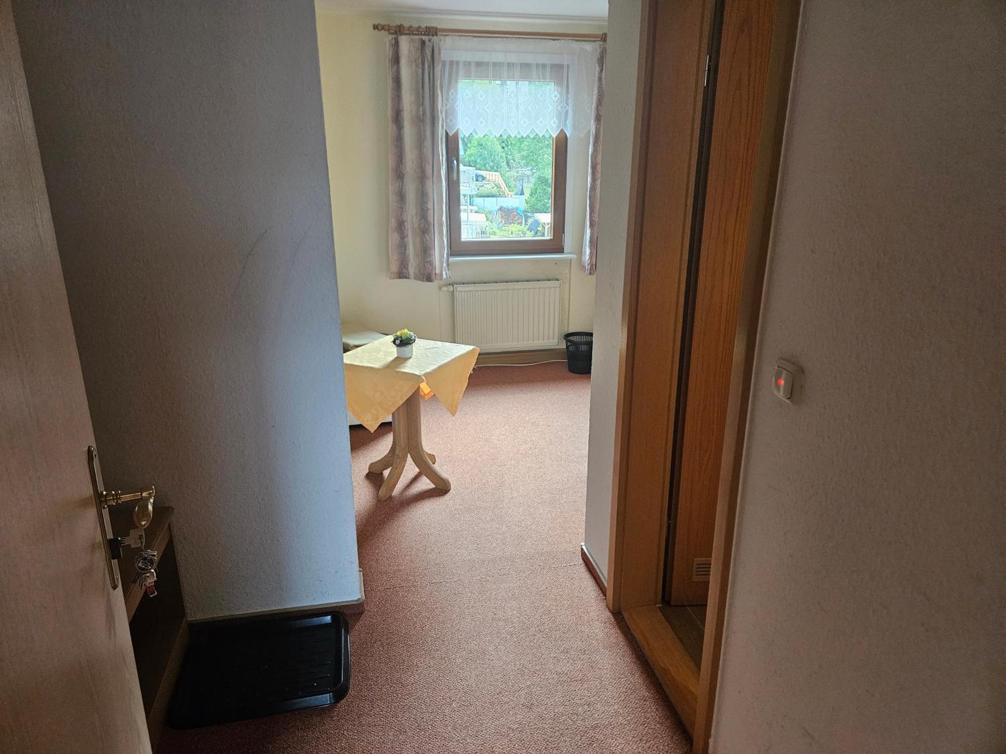 Cafe Koenig Hotel Oberwiesenthal Bilik gambar