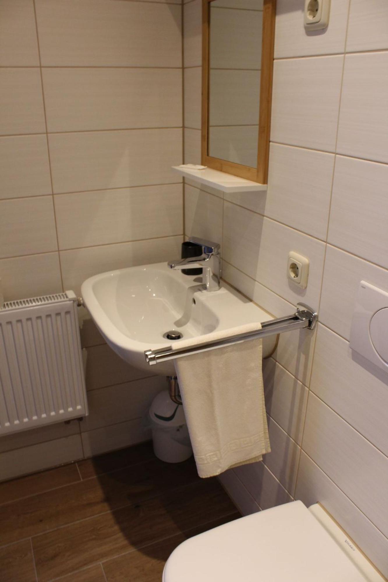 Cafe Koenig Hotel Oberwiesenthal Bilik gambar