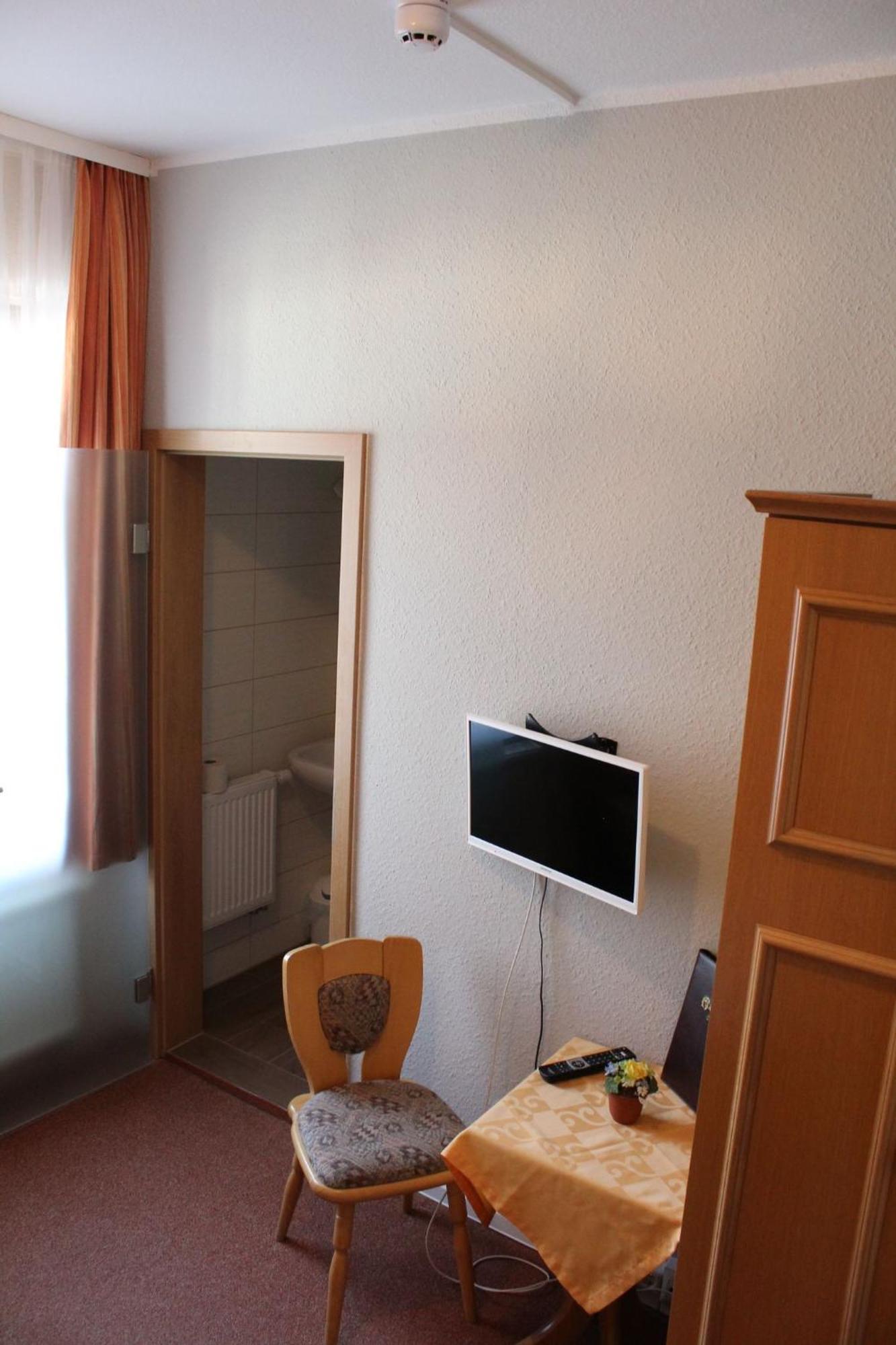 Cafe Koenig Hotel Oberwiesenthal Bilik gambar